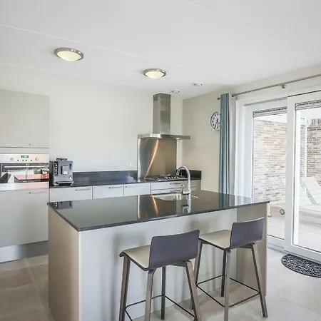 假日公园 Landal Strand Duin *